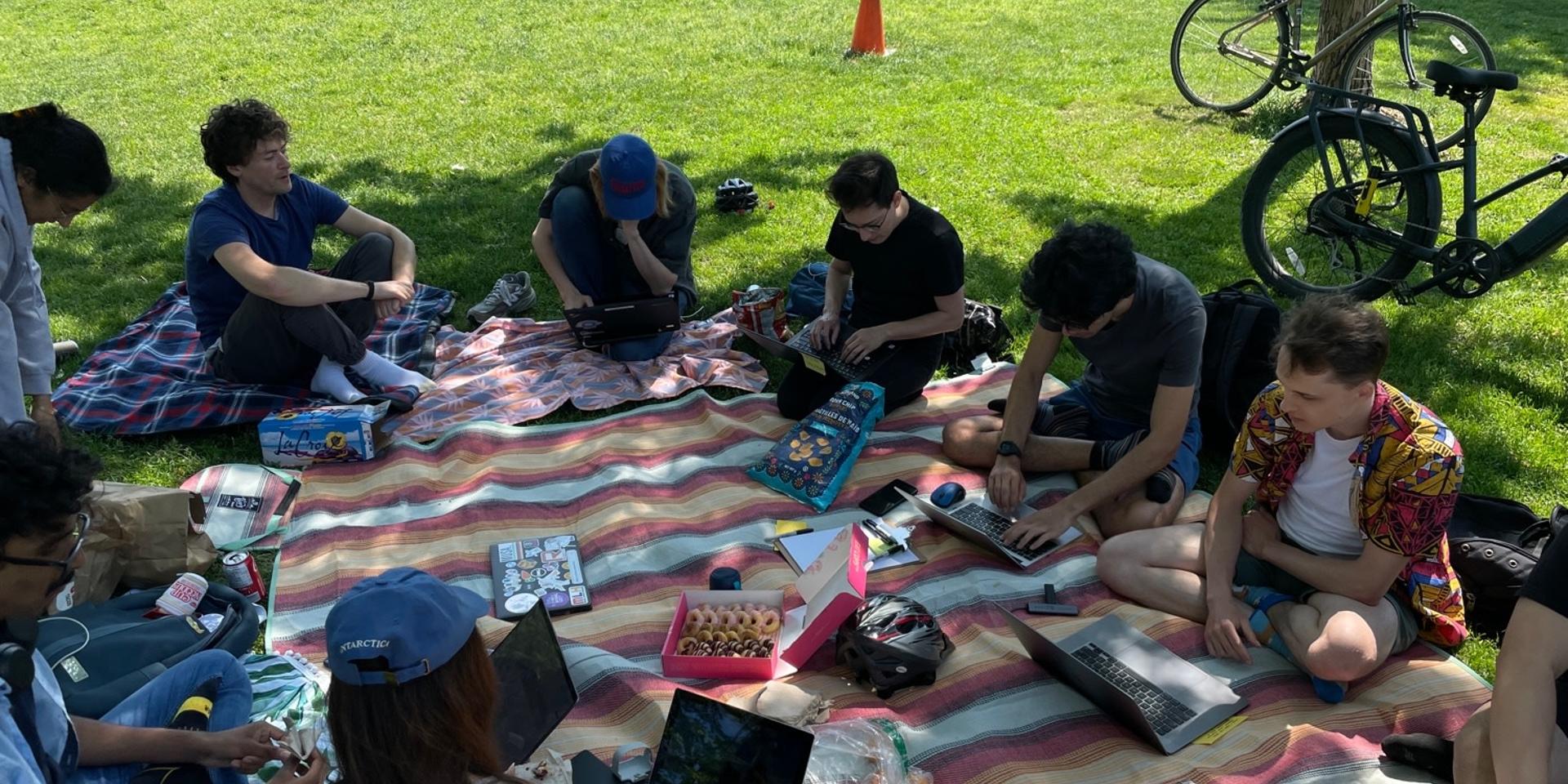 Cover Image for HTML (Birthday) in the Park