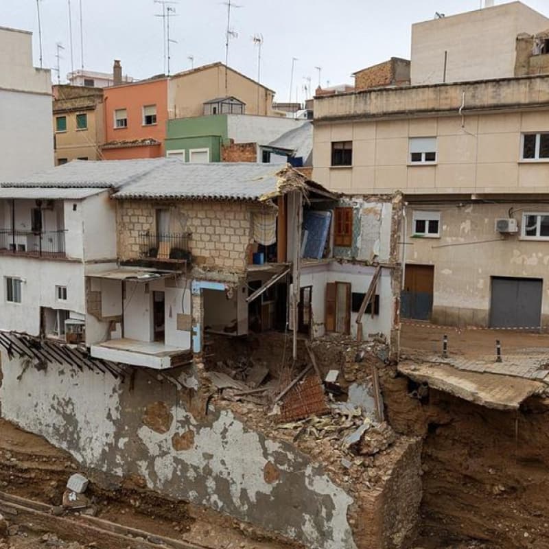 Cover Image for Acceso a la vivienda: retos y soluciones para la Comunidad Valenciana.