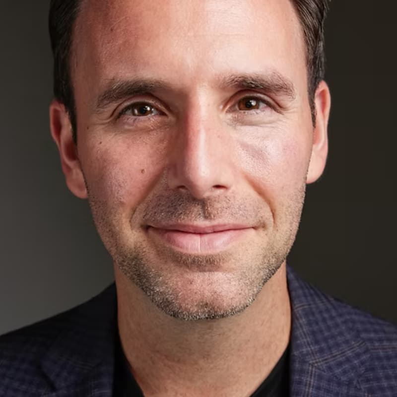 Cover Image for Lunch Society:  Becoming an AI-Driven Leader: Harnessing AI to Make Faster, Smarter Decisions (founders)