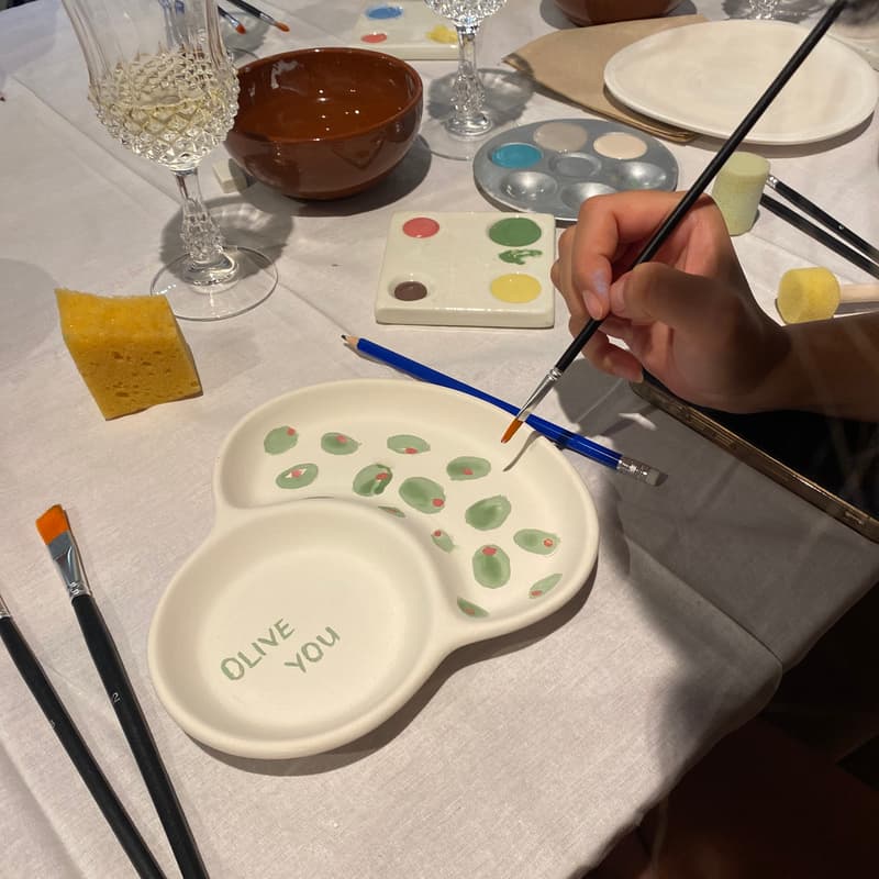 Cover Image for Ceramic painting with Cava | Offline Craft Club | Casa Panot
