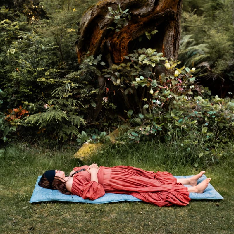Cover Image for SEATTLE: Women in Recruitment - HypnoBreathwork to Conquer Imposter Syndrome