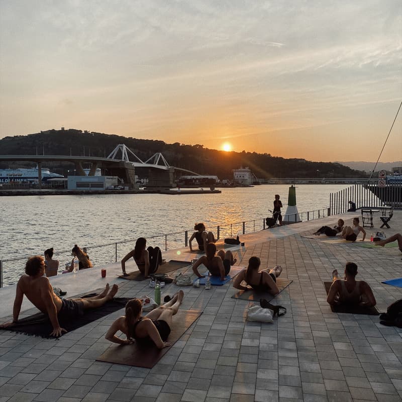 Cover Image for 🌅 SUNSET YOGA 🌅