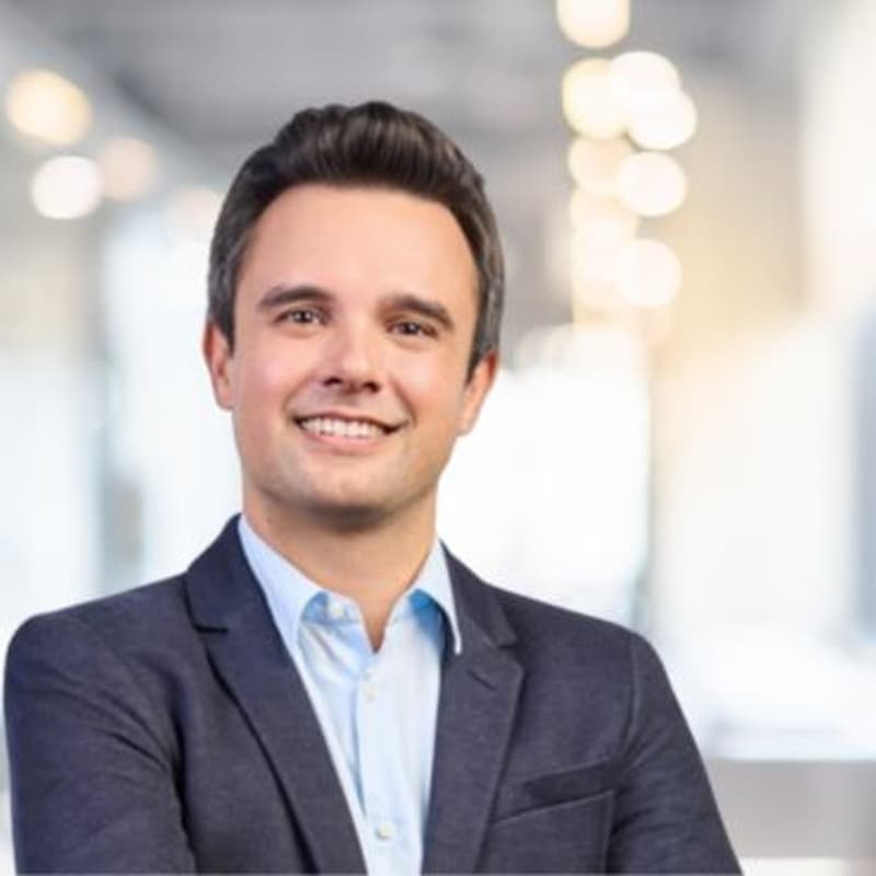 Cover Image for Nova Knowledge: Land your next role abroad | Online