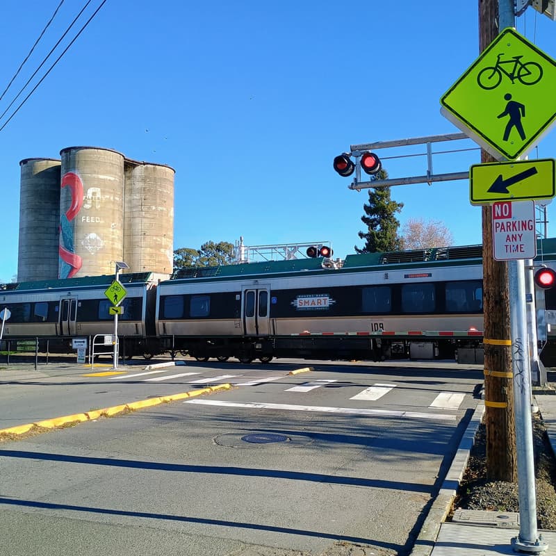 Cover Image for North Bay Climate & Clean Energy Gathering - Trains for Decarbonization