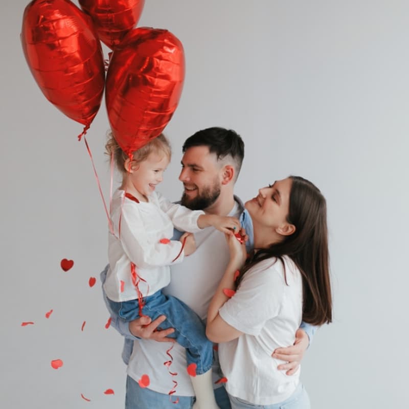 Cover Image for A Legacy of Love: Valentine Portraits