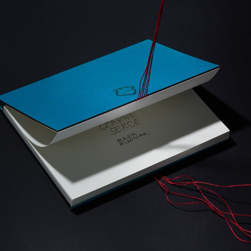 Cover Image for Black Heart - book