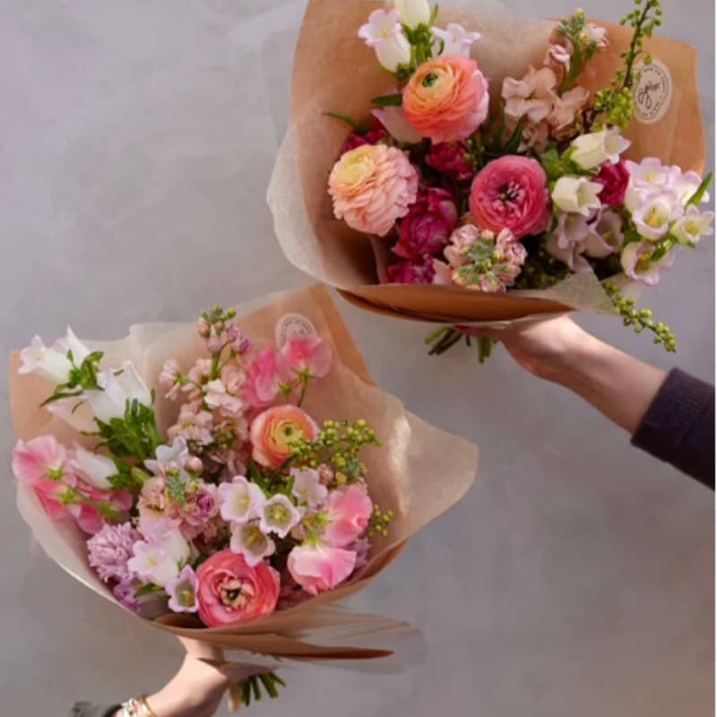 Cover Image for A Night to Bloom: Floral Workshop