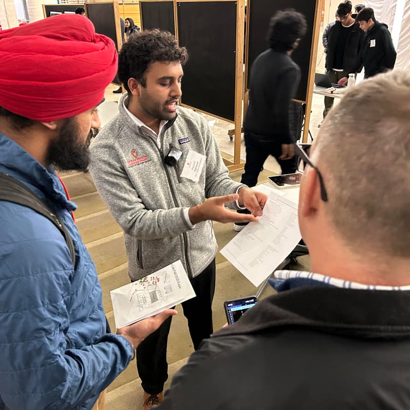 Cover Image for Four Weeks to Demo Sprint – Package & Present Your Idea