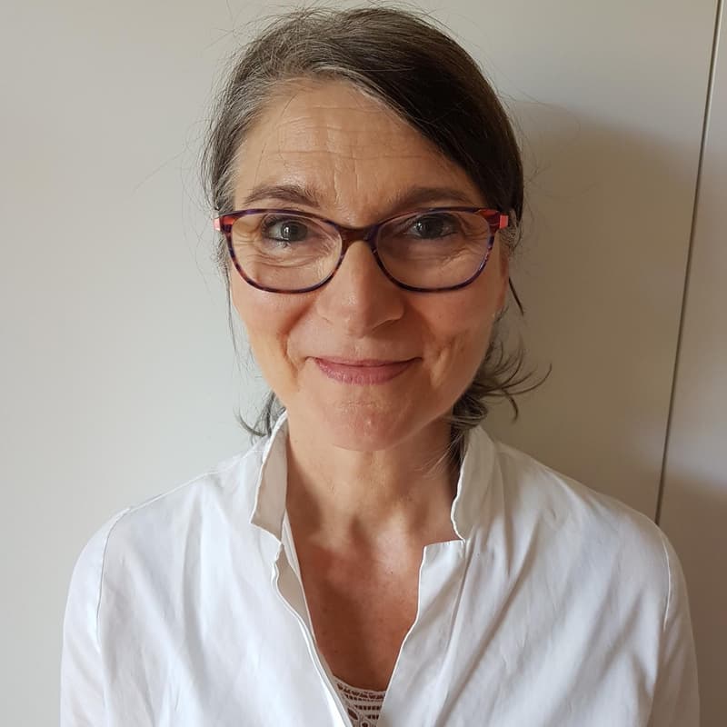 Cover Image for Viniyoga mit Karen - NEU ab April