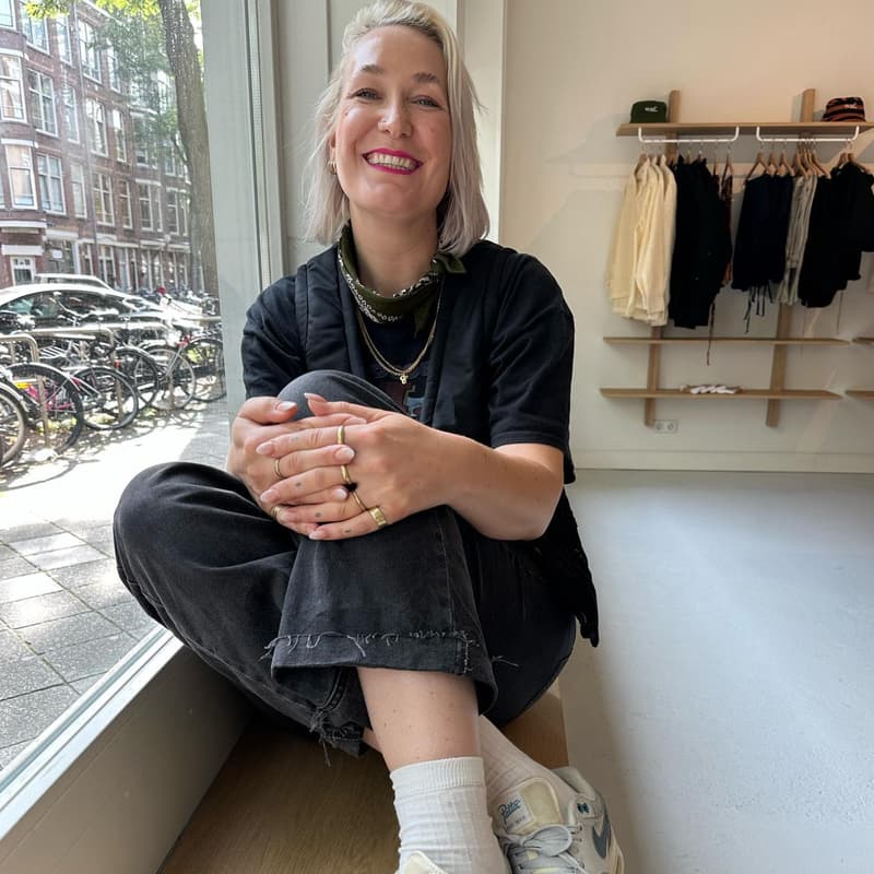 Cover Image for Season 1, Episode 7: Carmen Hogg - Promoting Fashion from Africa in the Netherlands