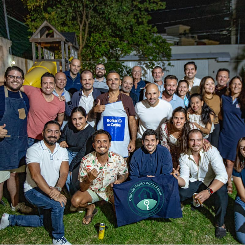 Cover Image for Reunión Mensual del Club en Mérida