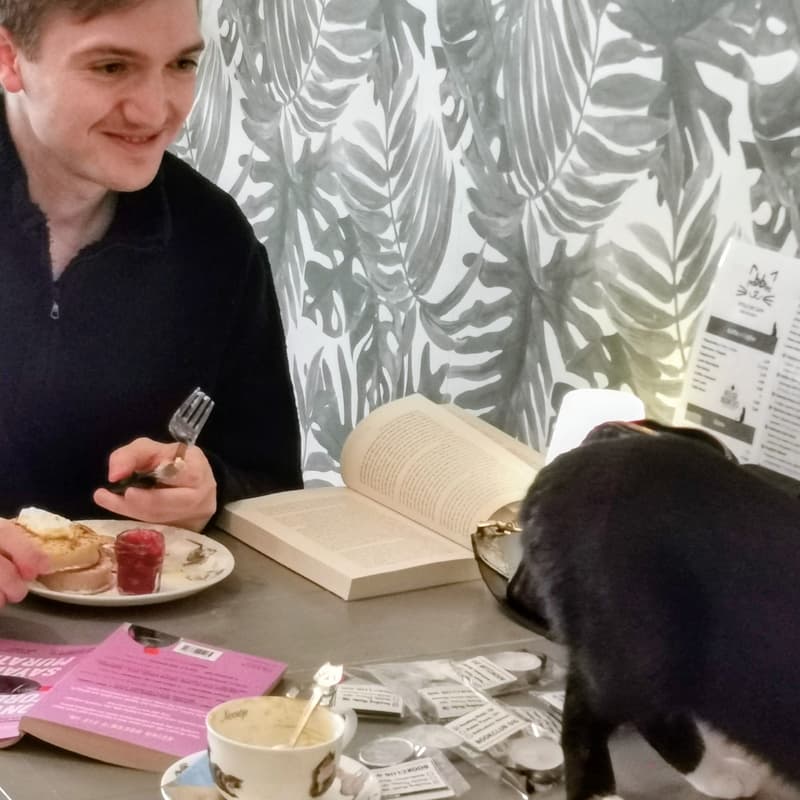 Cover Image for Bookclub 010 x Pebbles present: Silent Bookclub Breakfast📚😸