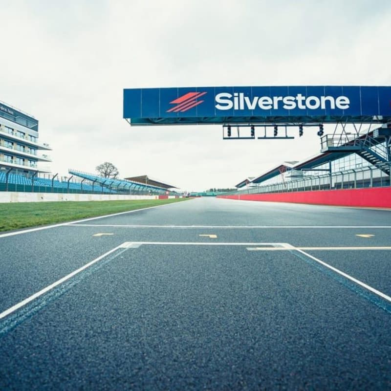 Cover Image for An Evening With Silverstone
