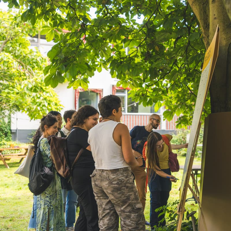 Cover Image for Members-Only Hangout | Sunday City Stroll ☀️