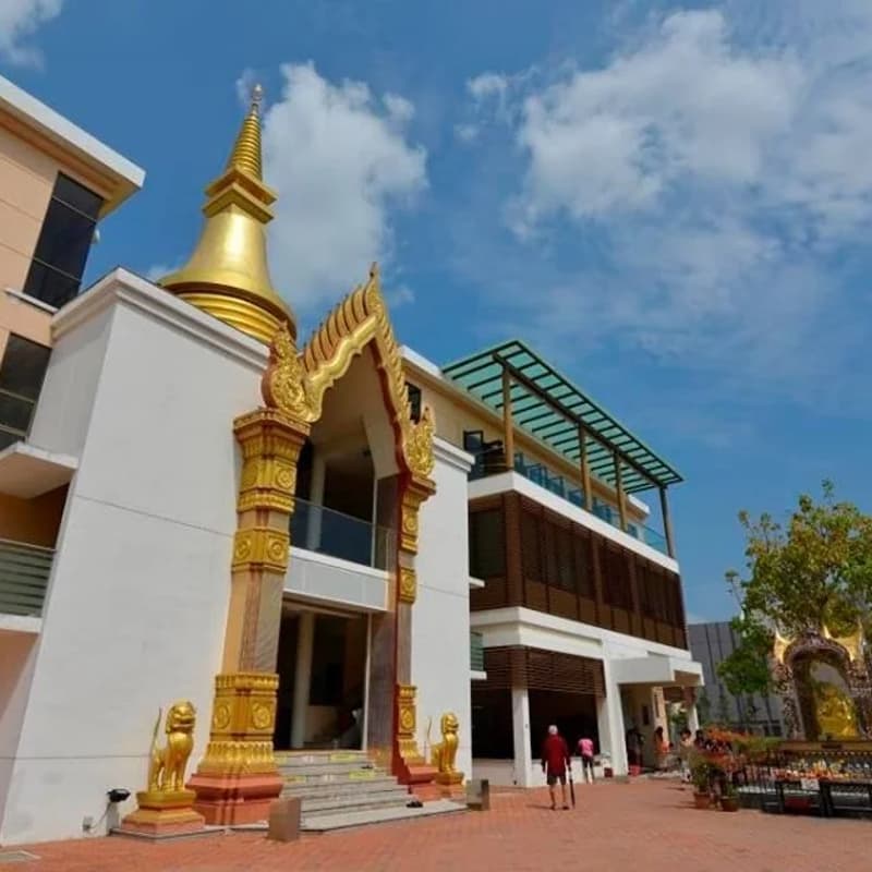 Cover Image for A Meaningful Day at Palelai – Temple Tour & Temple Cleaning