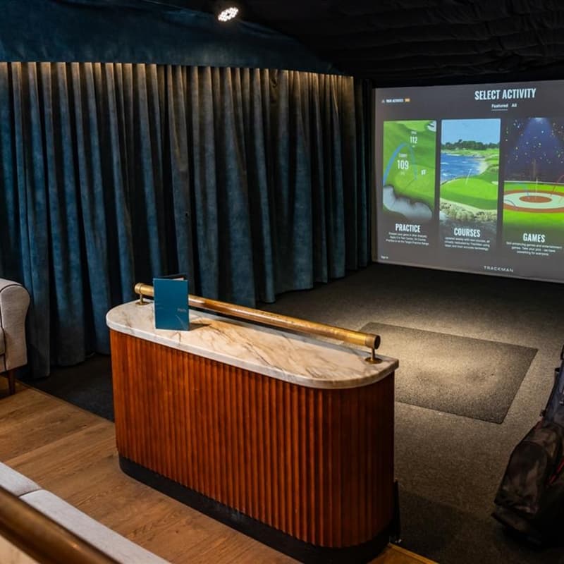 Cover Image for Pitch: Indoor Driving Range