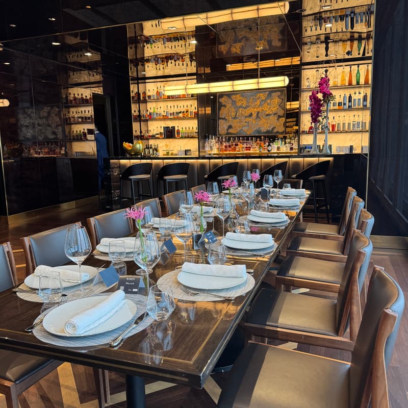 Cover Image for Jeffersonian lunch for consumer startups in apparel and fashion