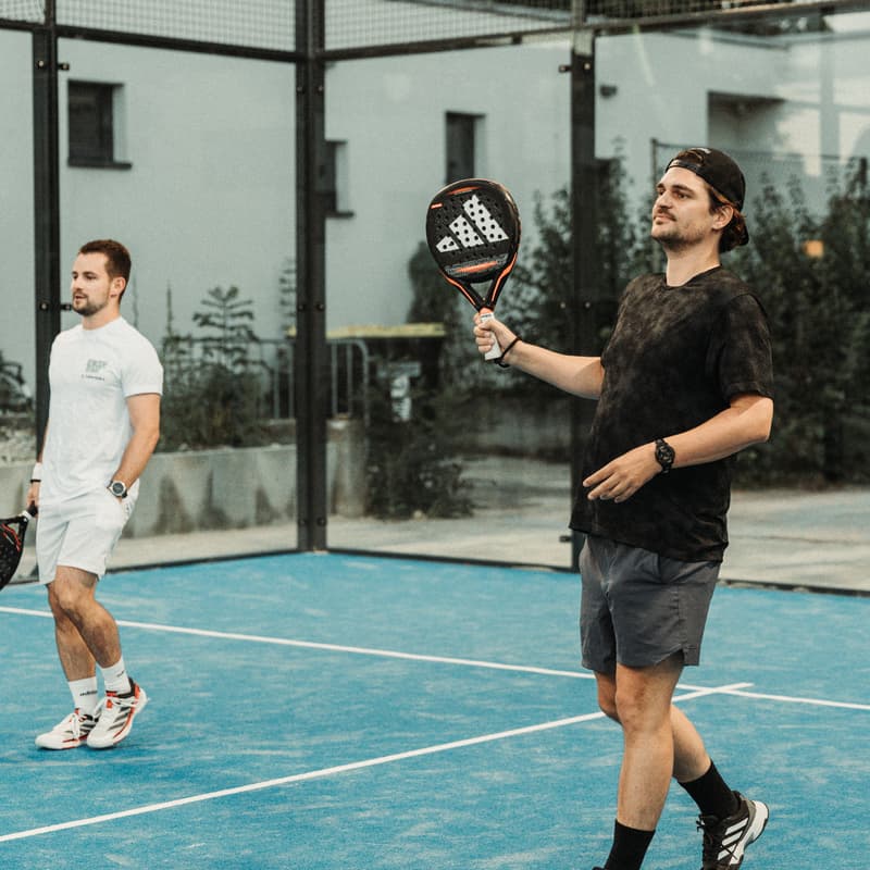 Cover Image for Startups 🦄 & Padel 🎾 by SaaSlyte & Launch Crew