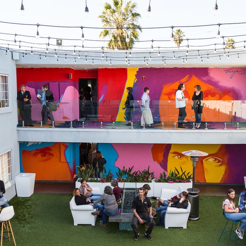 Cover Image for From Doubt to Decision: is Startup Art Fair the Right Career Move for You?