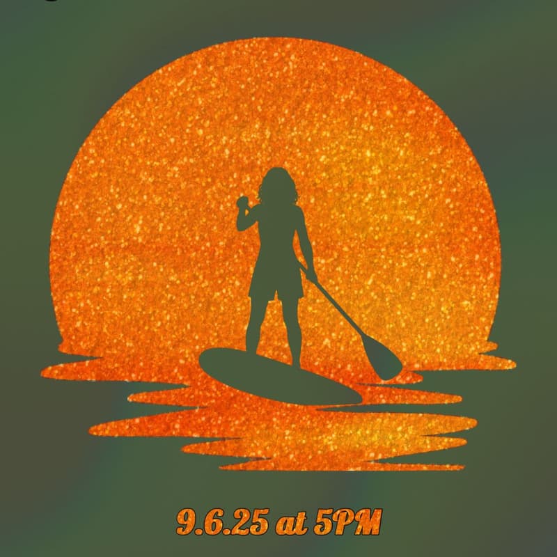 Cover Image for Girls Who Paddleboard