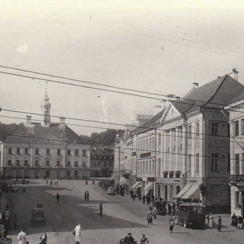Cover Image for Oxbridge in Tartu - Brunch + Private Art Museum Tour