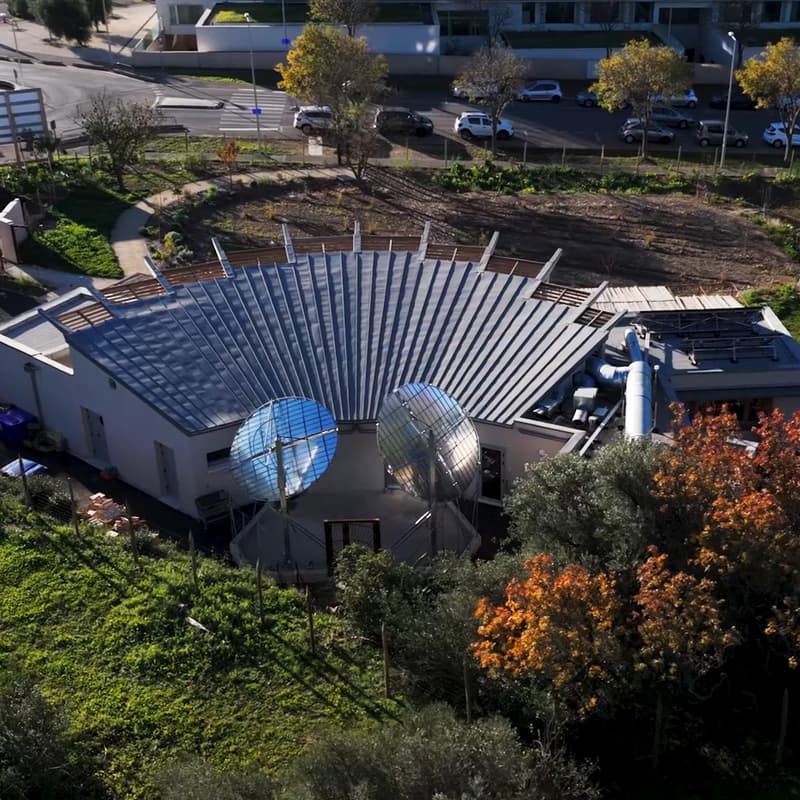 Cover Image for UNE JOURNÉE DANS LES COULISSES DU 1ER RESTAURANT SOLAIRE D'EUROPE