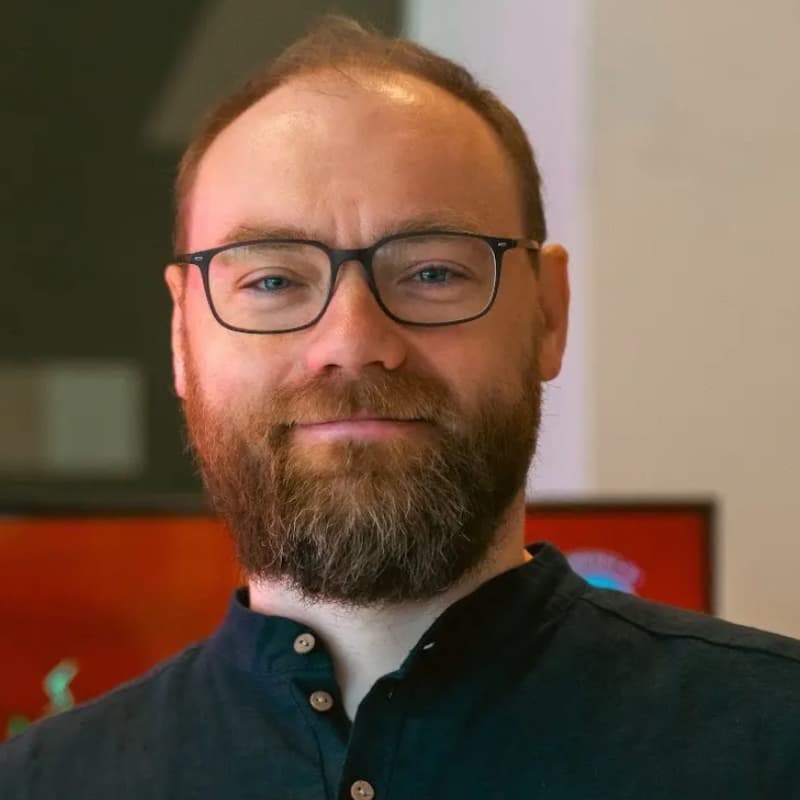 Cover Image for Александр Устинов: Почему города будущего строятся вокруг детей, женщин и собак?