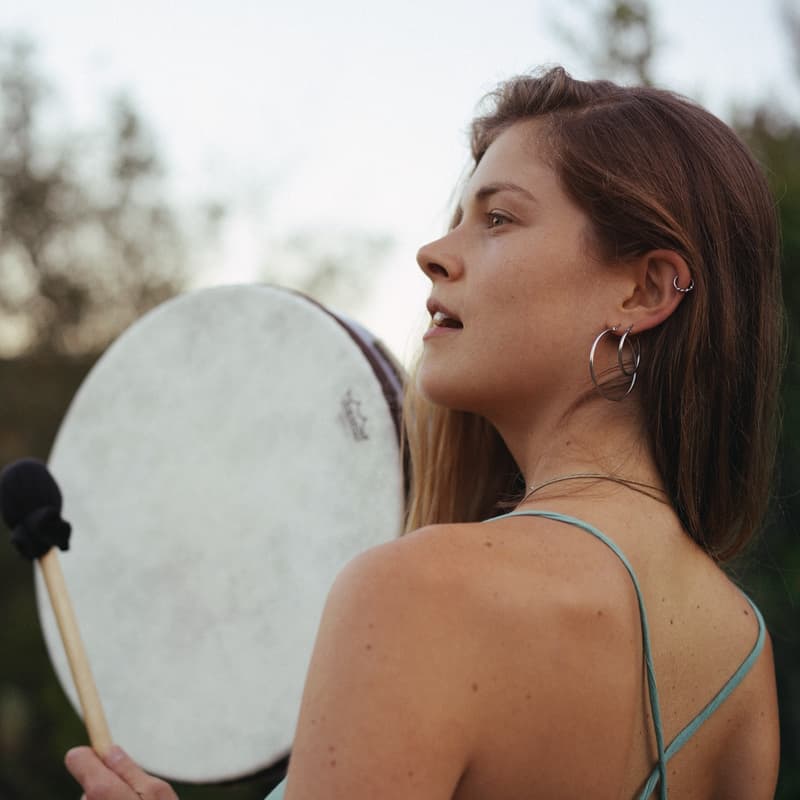 Cover Image for SACRED SINGING CIRCLE w/ Anna Louve