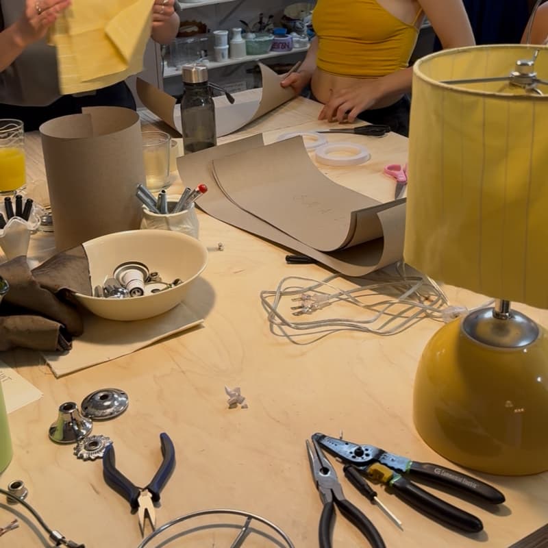 Cover Image for Lamp-making workshop