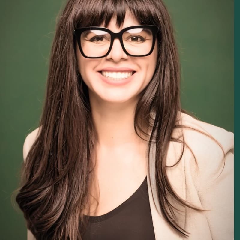 Cover Image for Entrepreneurship Tuesday Speaker Series with Laura Gomez, CEO & Co-Founder of Cepanoa Health