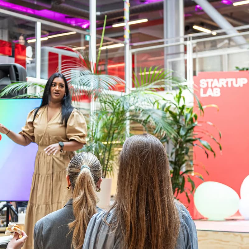 Cover Image for Startuplab Community: Building on Data, from Day One