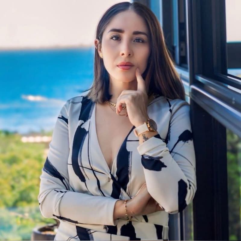 Cover Image for Tania Mendez: La Anatomía del Precio Real: Cómo estructurar tarifas que dejen utilidad. Además: ⚽ CDMX y Monterrey market overview ⚽