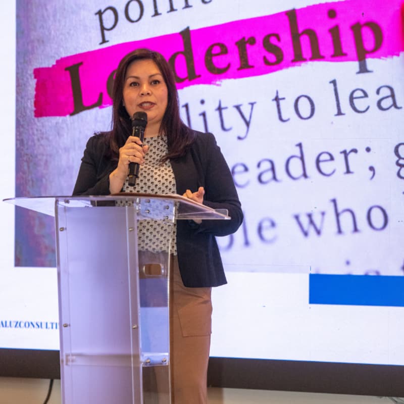 Cover Image for The Tech Expert to Leader Playbook