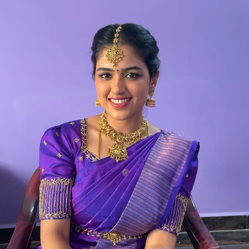 Cover Image for Drape Your Own Saree