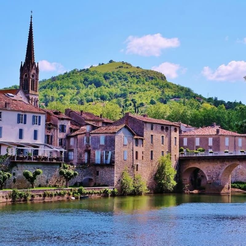 Cover Image for Draw Dreamy Southwest France with TJ & Beth