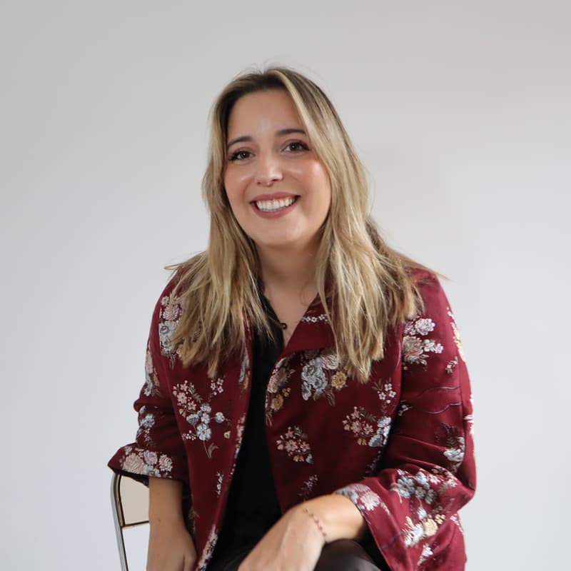 Cover Image for Indumentaria valenciana y fallera. Tradición, técnica y diseño con Paula Bielsa