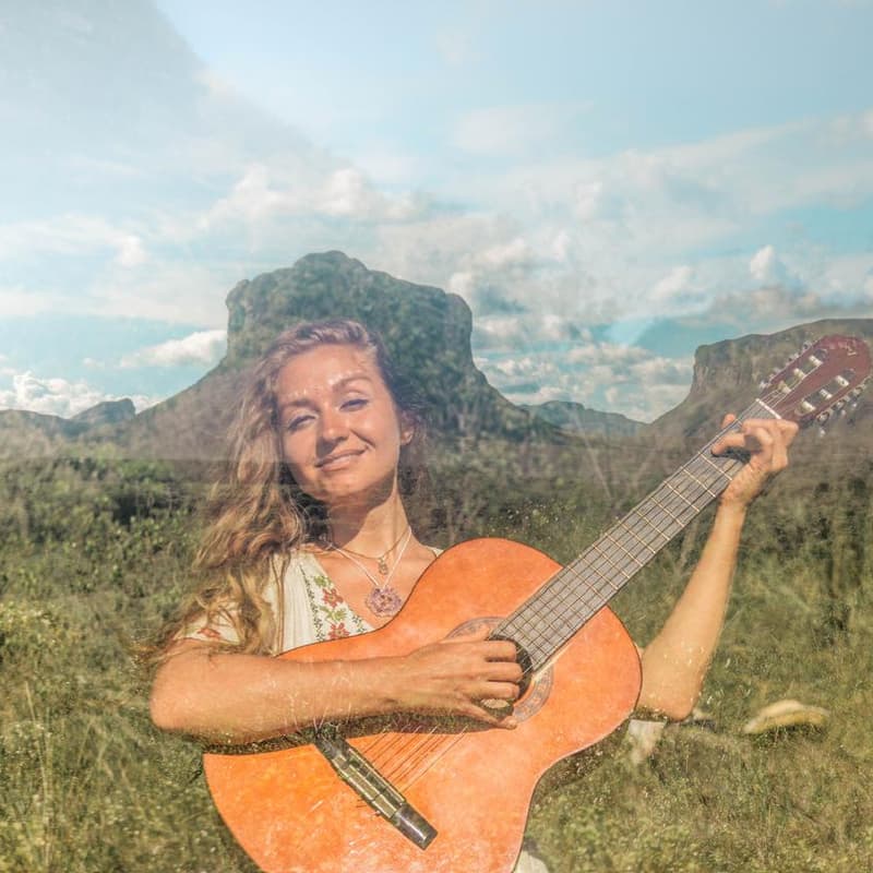 Cover Image for Living Room Concert with Ana Shanti 🎶