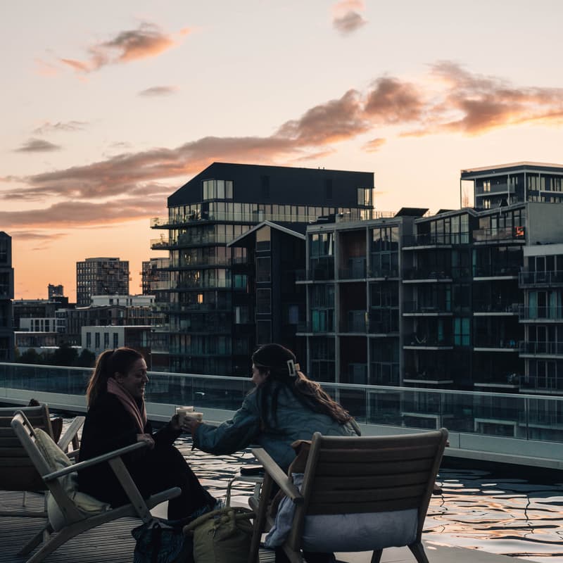 Cover Image for Offline Rooftop, Poolside & Sauna Hangout ✨ | Stretch & Fold