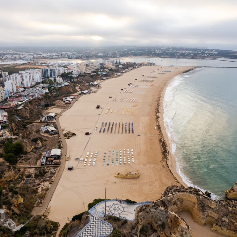 Cover Image for Algarve Addicts • Western Algarve Meetup w/ Portimão Digital Nomads