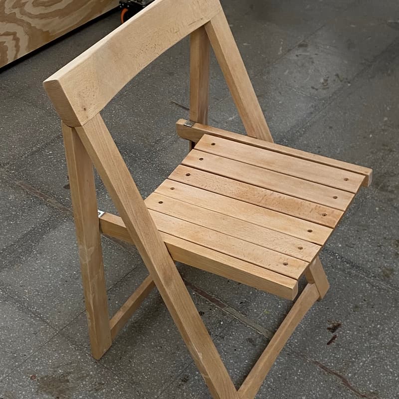 Cover Image for Folding chair | Makeover Workshop
