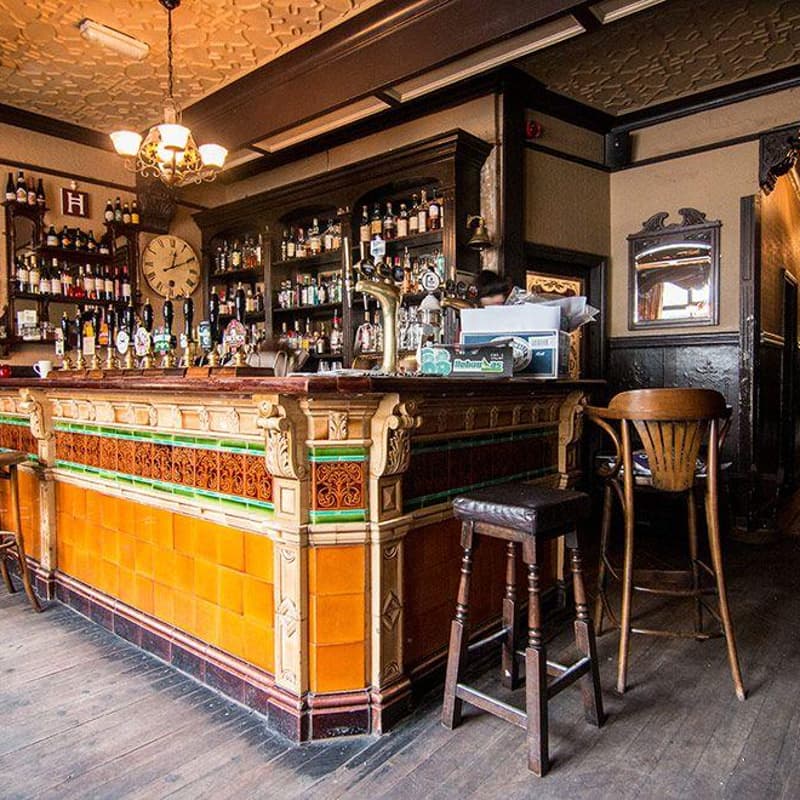 Cover Image for OX1: Manchester. After Hours at The Castle Hotel