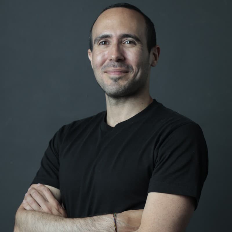 Cover Image for Investing in the Future of AI Infrastructure - Dinner With David Yakobovitch