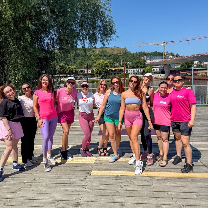 Cover Image for Outdoor Full Body Workout & Stretch