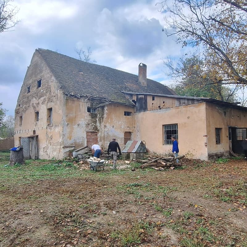 Cover Image for Voluntar la Moara Valeapai