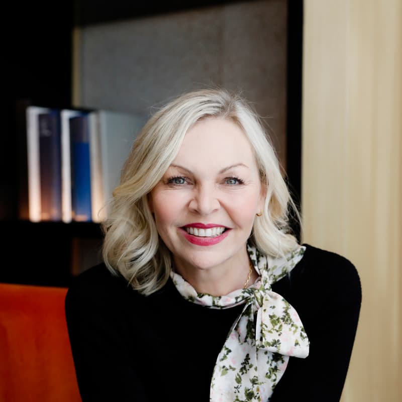 Cover Image for AMA with Louise Dean: Turning Your Idea into a Finished Book