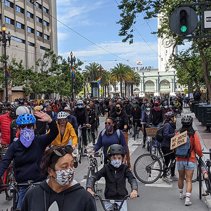 Cover Image for Signature Gathering at San Francisco Critical Mass