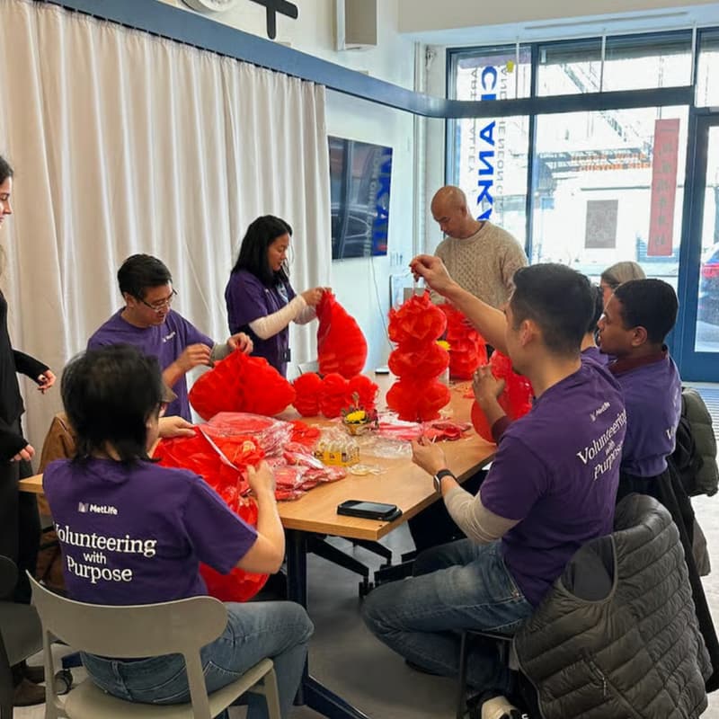 Cover Image for Lunar New Year Volunteer Set-up