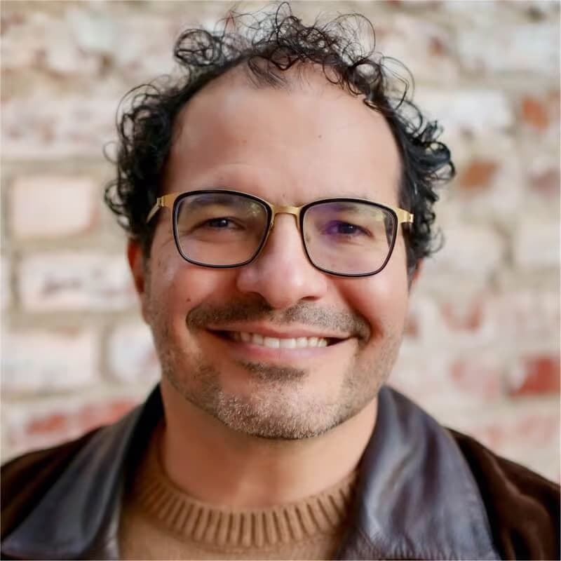 Cover Image for Ali Partovi. CEO of Neo | Early Investor in Airbnb, Dropbox, Facebook, and Zappos