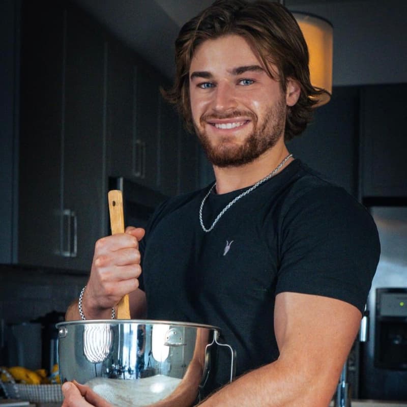 Cover Image for FBOMB Diet Masterclass: How to Crush Cravings & Get in Shape