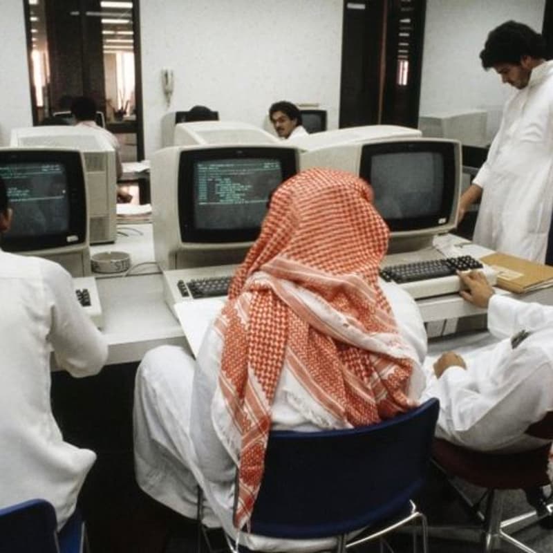 Cover Image for Replit x Outliers: Cowork & Build